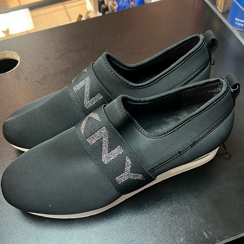 DKNY slip on sneakers size 10 new no box